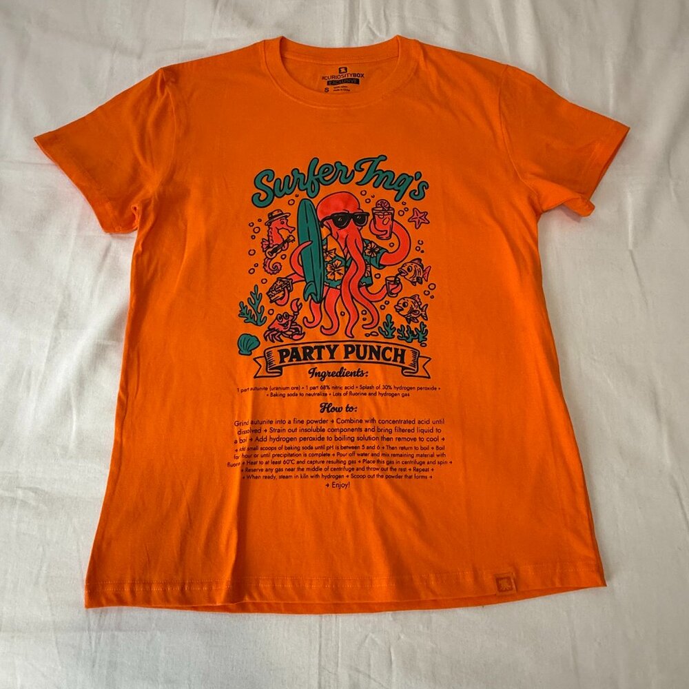 Curiosity Box VSAUCE Orange Graphic Tee Small Surfing Time Party Punch Octopus